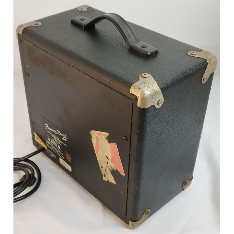 AMPLIFICADOR FENDER FRONTMAN REVERB PR-241