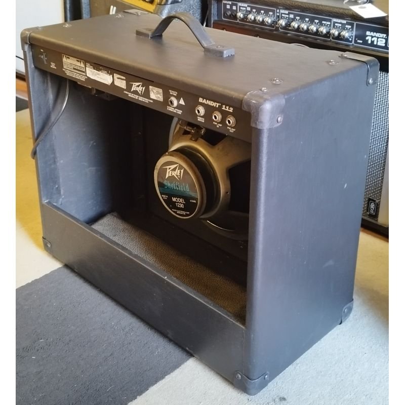 AMPLIFICADOR PEAVEY BANDIT 112