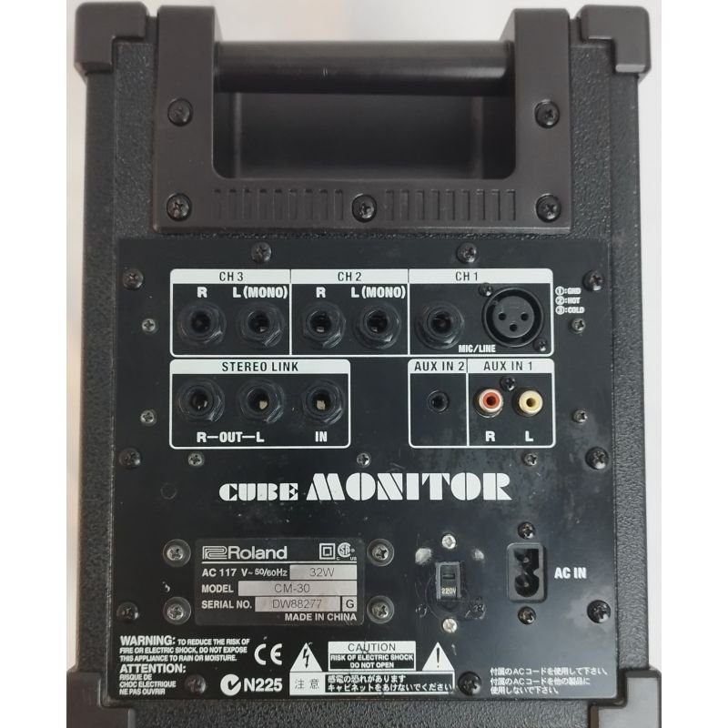 AMPLIFICADOR ROLAND MONITOR CM-30