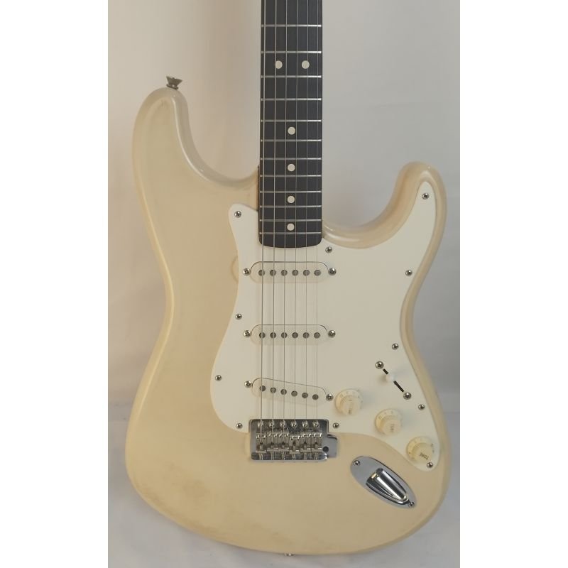 GUITARRA FENDER STRATOCASTER MEXICANA 1995