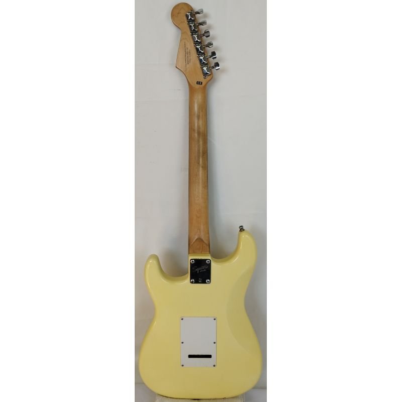 GUITARRA SQUIER BULLET STRAT