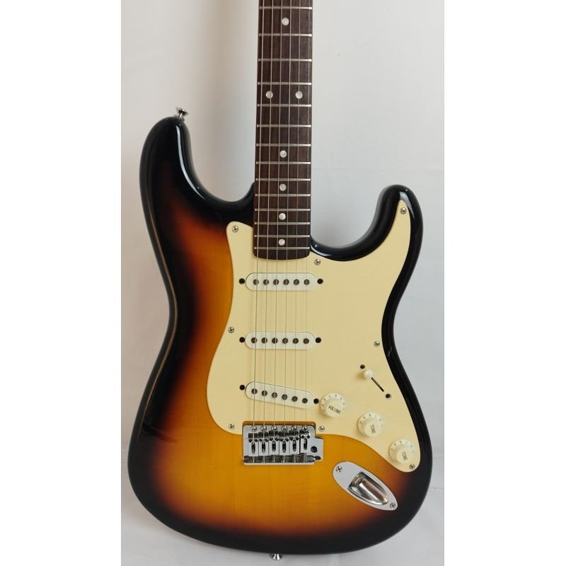 GUITARRA SQUIER BULLET STRATO