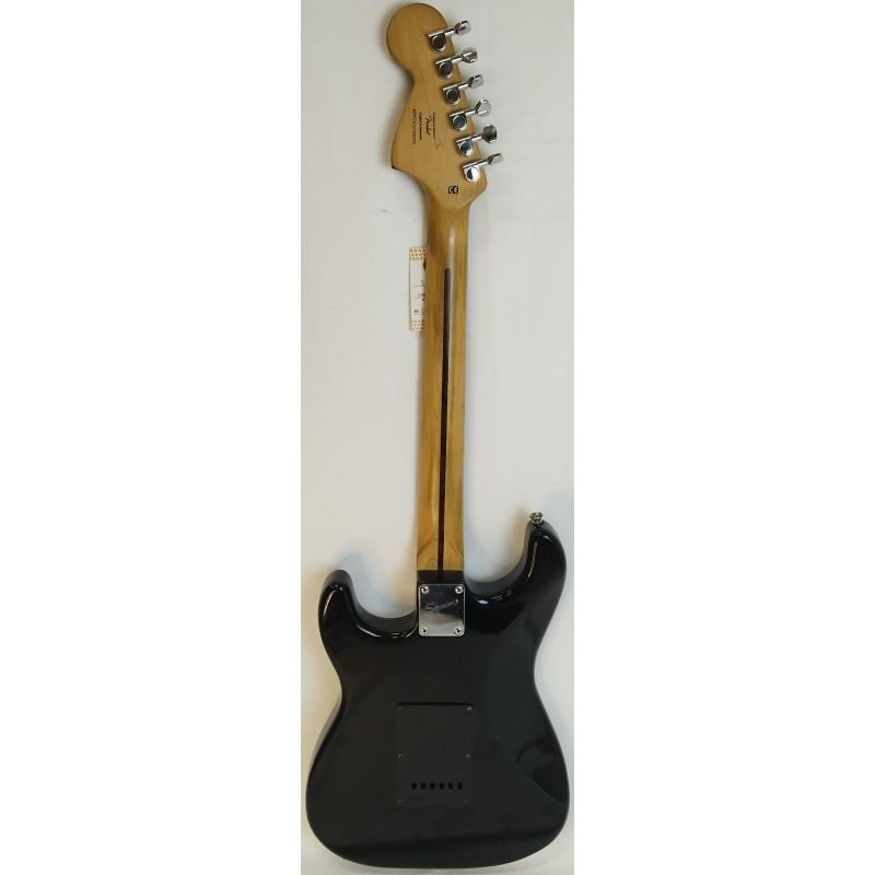 GUITARRA SQUIER STANDARD SERIES