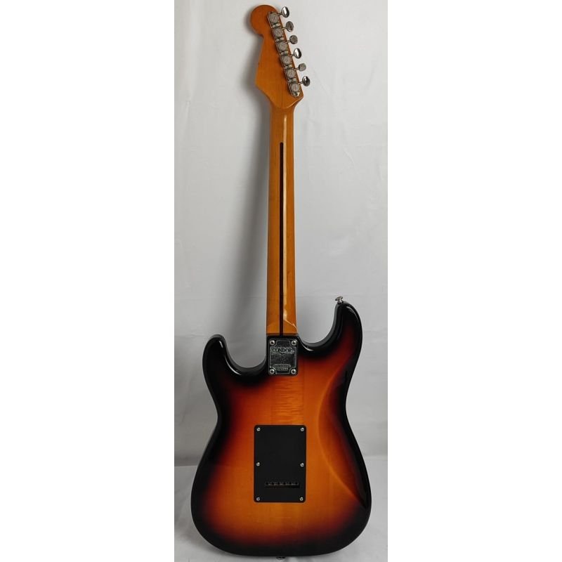 GUITARRA STRATO MONTADA CORPO CONDOR/BRAÇO SX