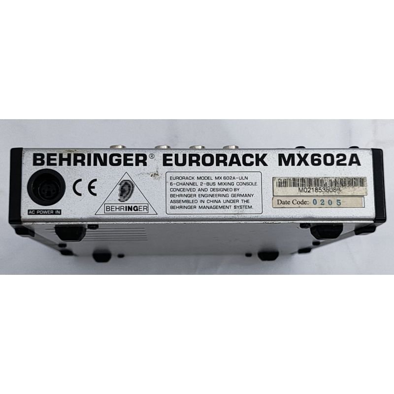 MESA DE SOM BEHRINGER EURORACK MX602A