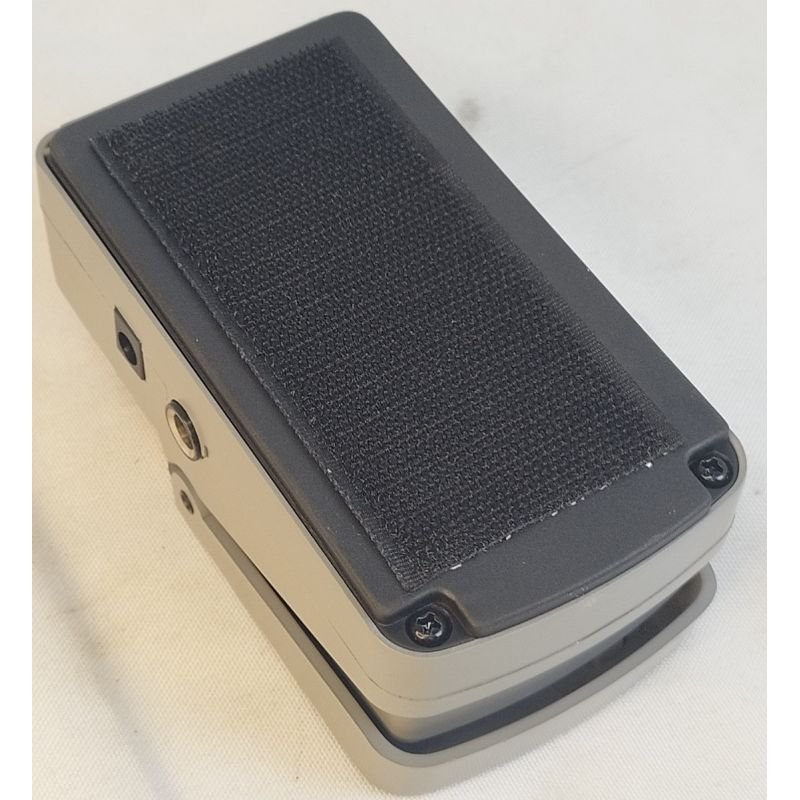PEDAL BEHRINGER ULTRA OCTAVER UO300