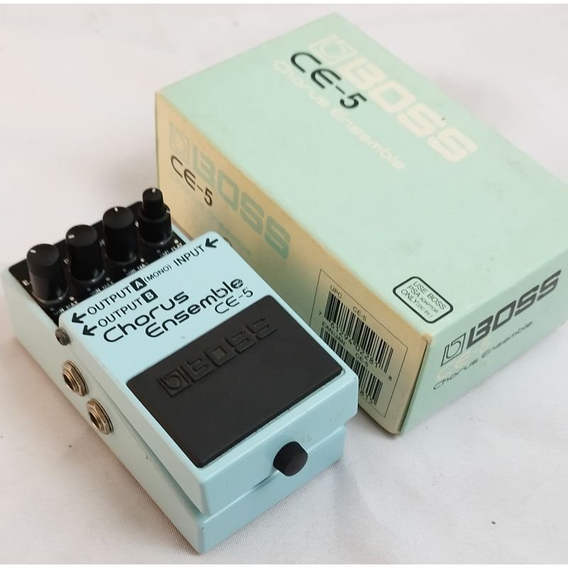 PEDAL BOSS CE-5