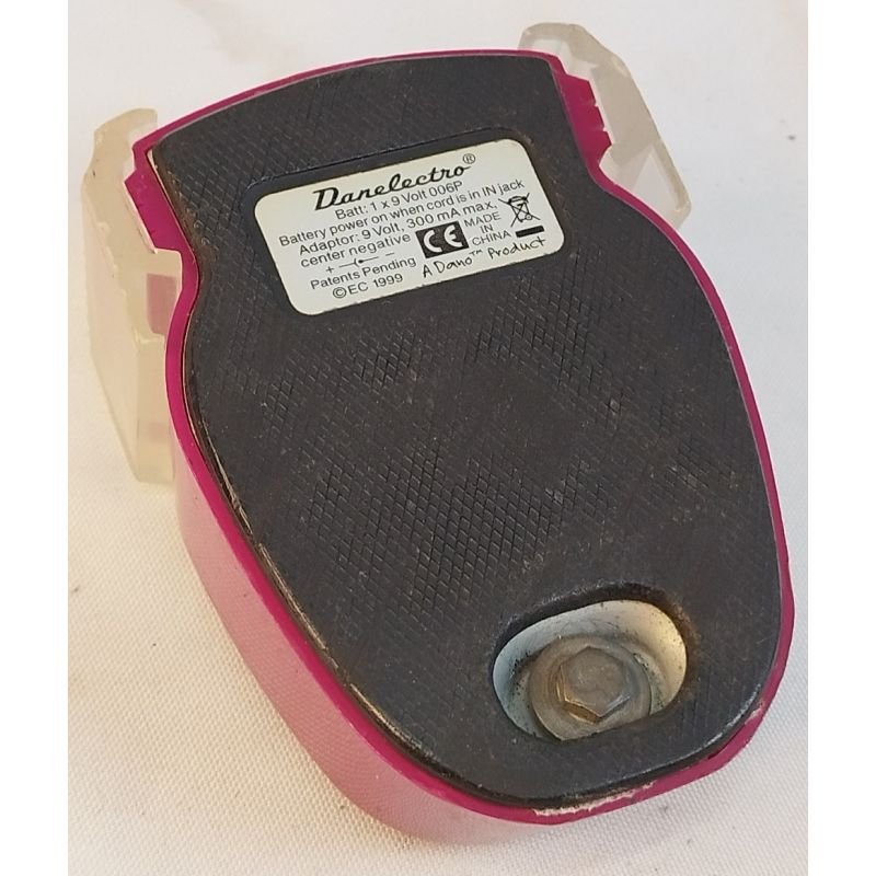 PEDAL DE DISTORÇÃO DANELECTRO T-BONE