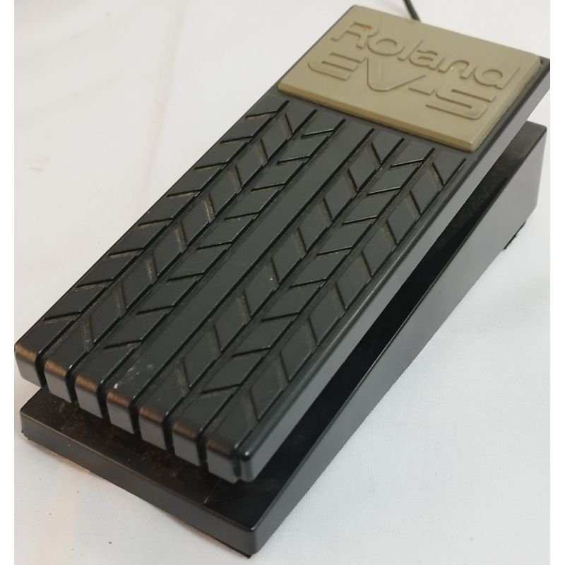 PEDAL DE EXPRESSÃO ROLAND EV-5