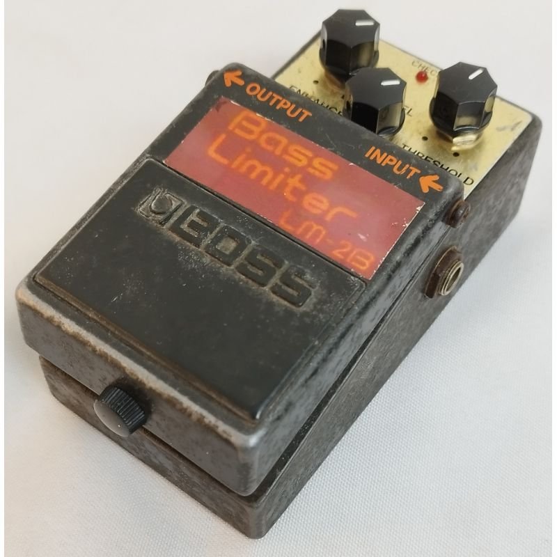 PEDAL P/ BAIXO BOSS LM-2B LIMITER