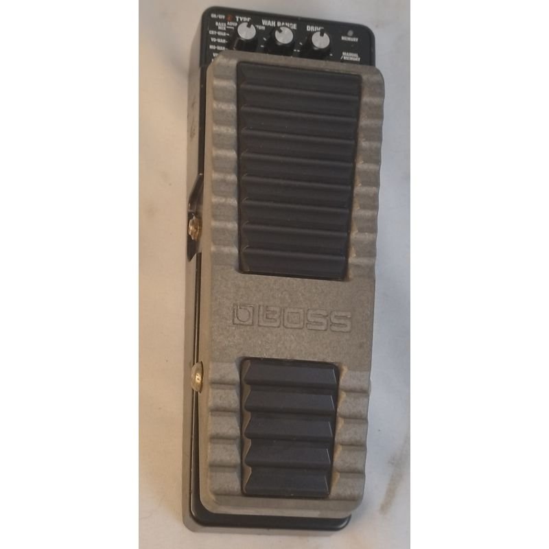 PEDAL WAH-WAH BOSS V-WAH