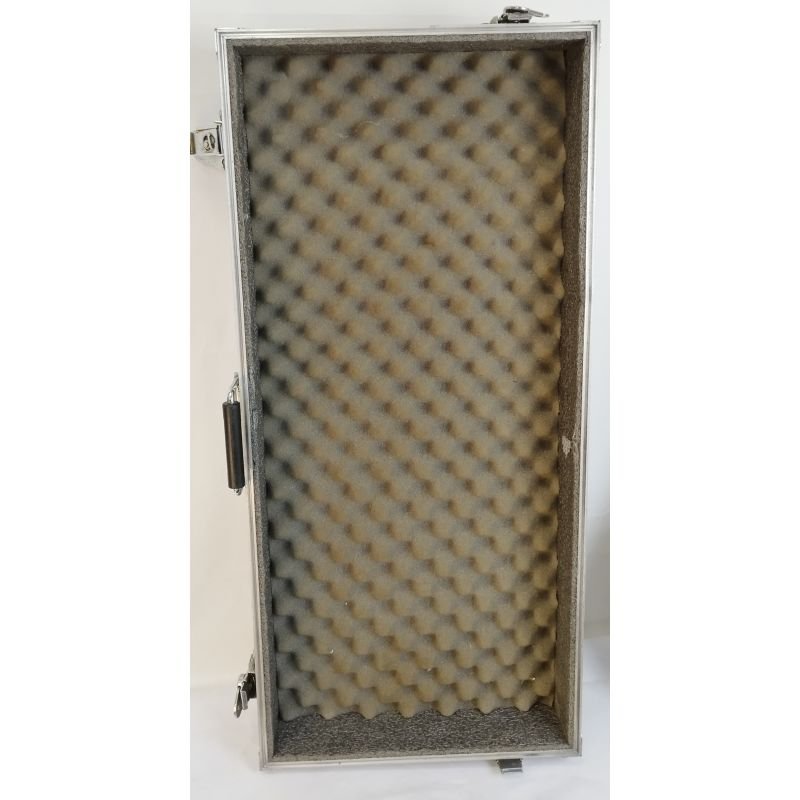 PEDALBOARD COM HARD CASE 83X39