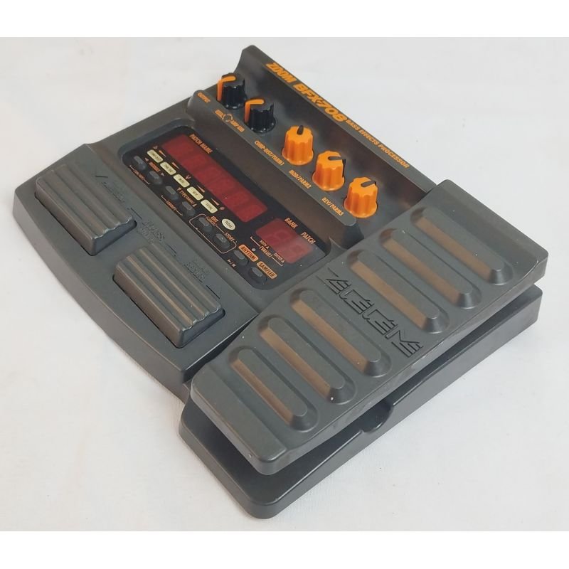 PEDALEIRA ZOOM BFX-708 P/ BAIXO