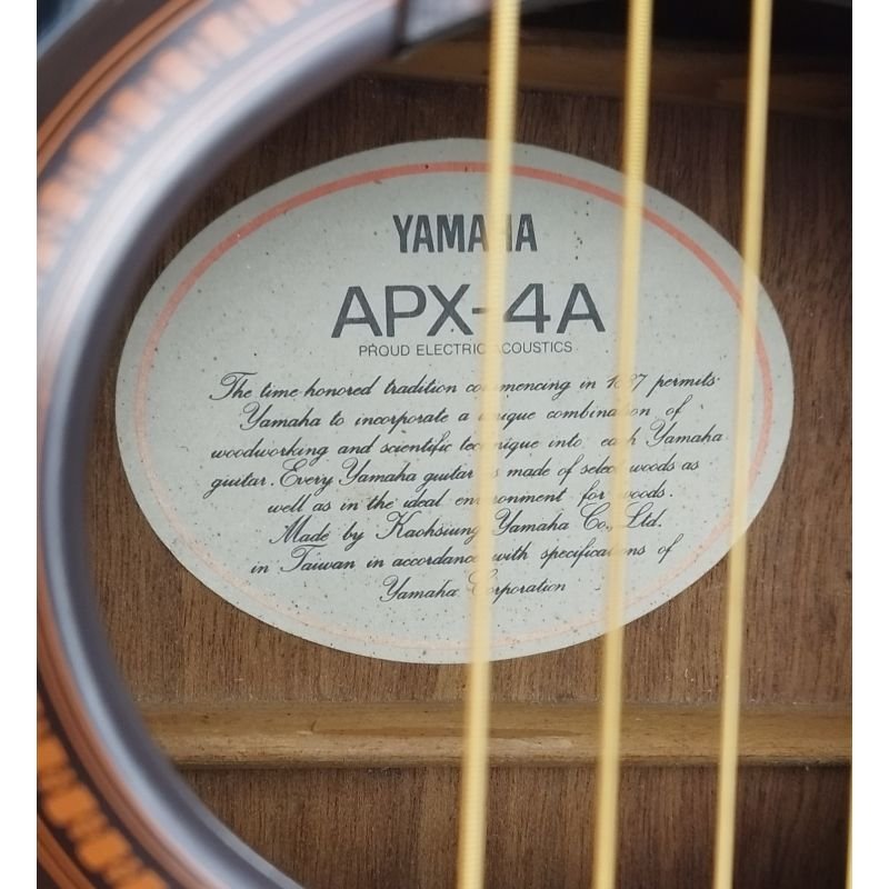 LOJA PRO BAIXO - VIOLÃO YAMAHA APX-4A